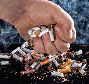 Табакокурение в Алматы